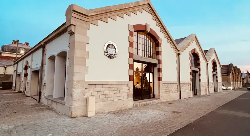 Duo de quinoa et falafels du restaurant Un peu, Bocaux...